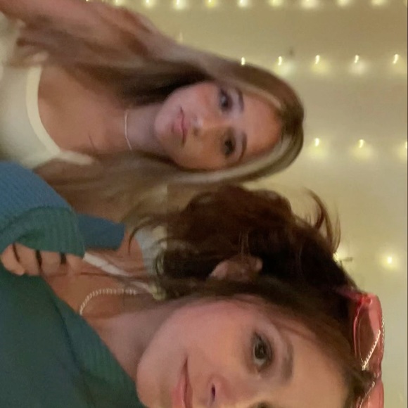 Meet your Posher, Savannah - Picture 3 of 3